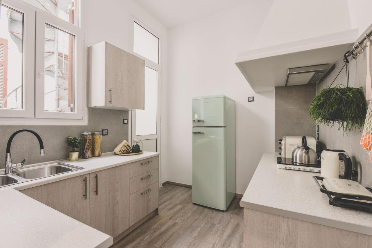 Neoclassical Apartment near Acropolis - LivingStone Crystal Atene Esterno foto